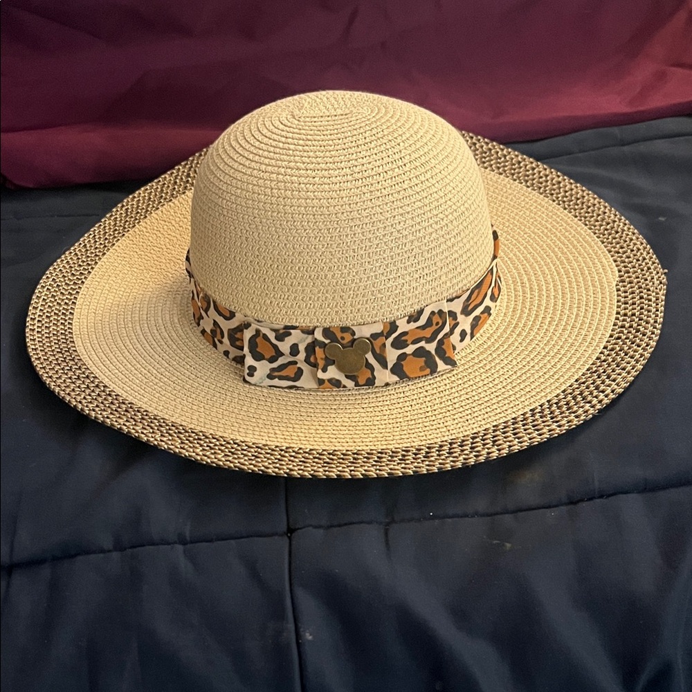 Disney Parks Animal Kingdom Stylish Tan Sun Hat with Leopard Band